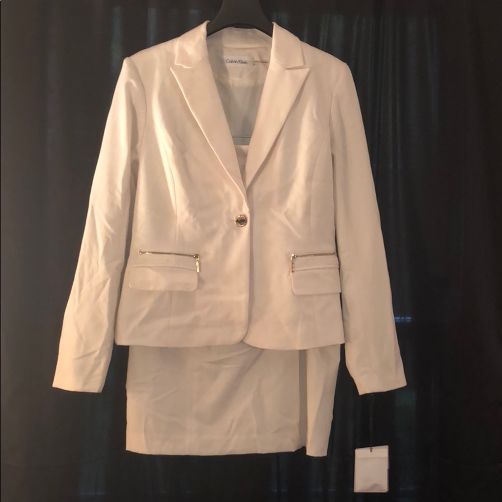 Calvin Klein 2-piece suit set